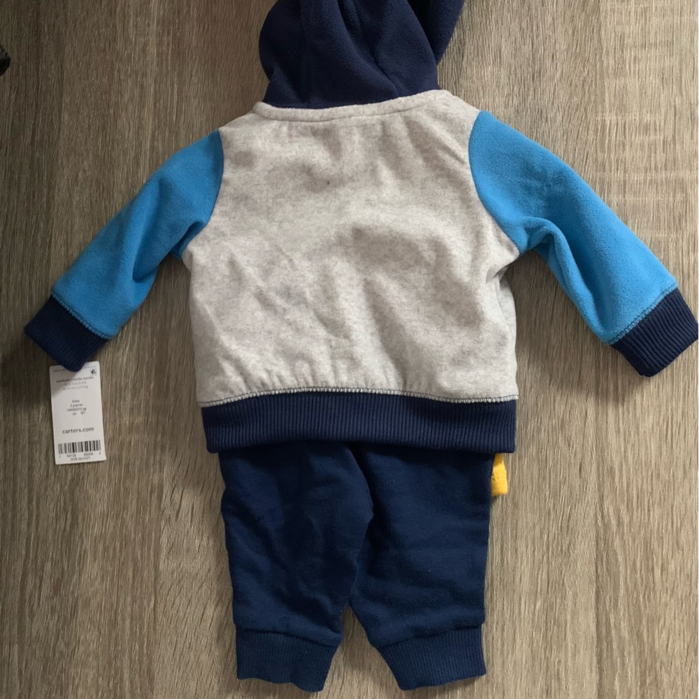 NWT Carters Three Piece Baby Boy Newborn Set - Picture 5 of 6